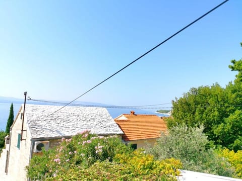 für 3 Personen  + 1 Kind ca. 55 m&sup2; in Bol, Adriaküste Kroatien (Kroatische