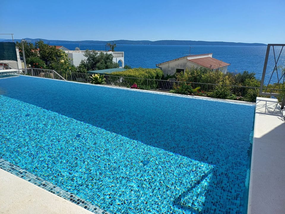 mit Infinity Pool - Okrug Donji