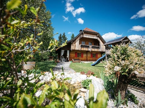 Gemütliches Ferienhaus in Feistritz Ob Bleiburg