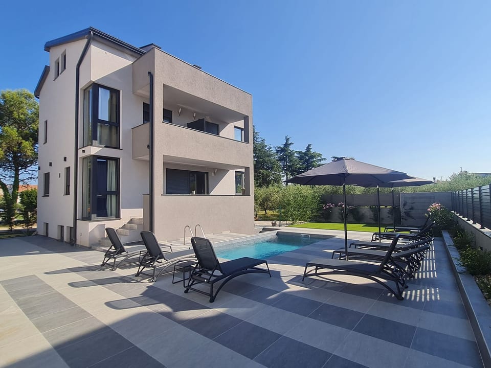 Villa Val 22 avec piscine, salle de fitness et sauna - Funtana