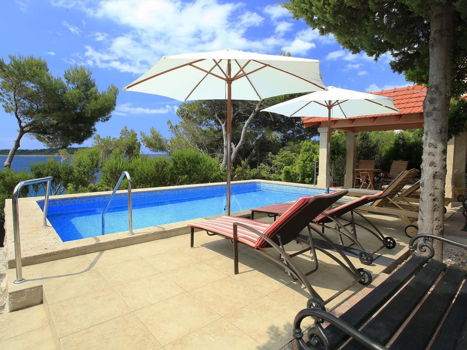 Villa Nova - Blato