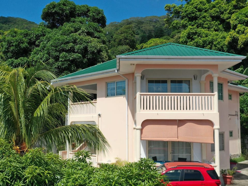 Horizon, klimatisierte Ferienwohnung mit Balkon - Beau Vallon