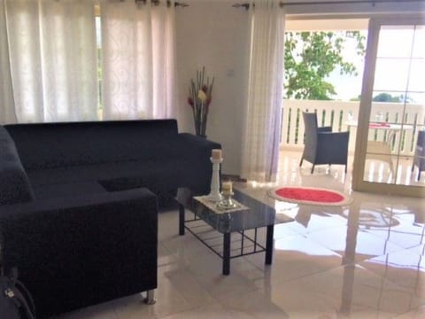 Horizon, klimatisierte Ferienwohnung mit Balkon
