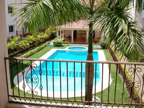mit Pool