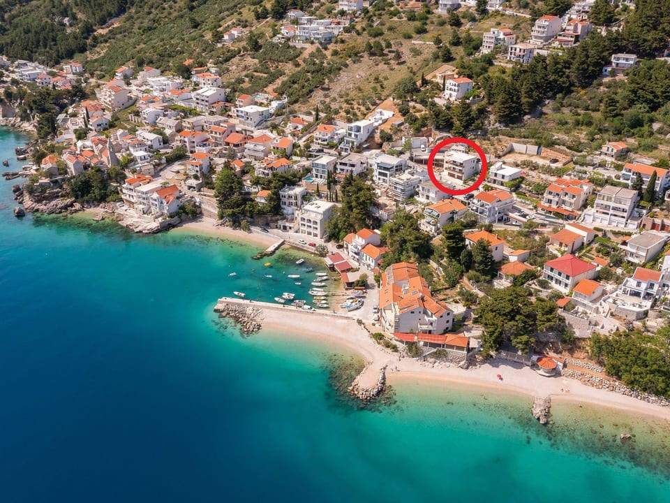Stylisches Haus für 8 Personen und 4 Kinder - Grad Omiš