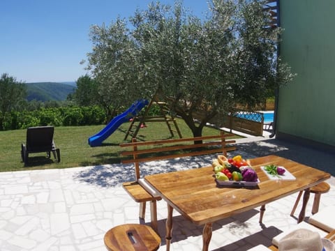 Wohnung mit privatem Pool und herrlicher Aussicht
