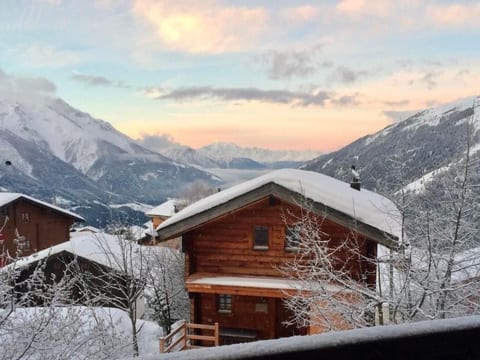 Chalet Domino