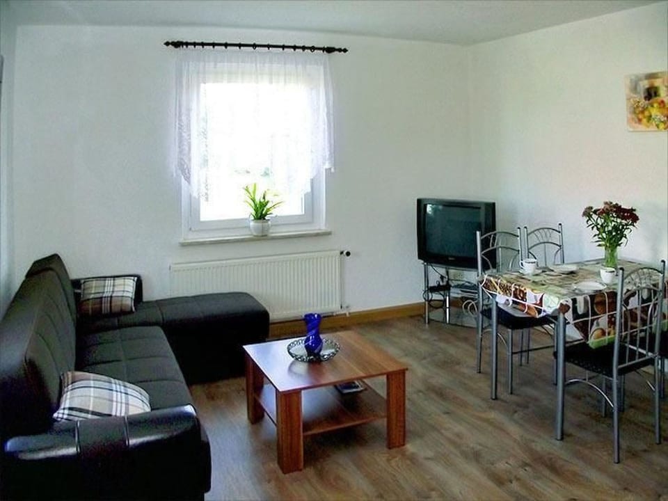 Schöne Ferienwohnung mit Garten und Grill - Bad Schandau