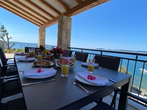 Ferienvilla "Dalmatiner" mit Infinity Pool