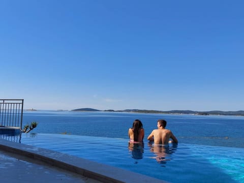 Ferienvilla "Dalmatiner" mit Infinity Pool