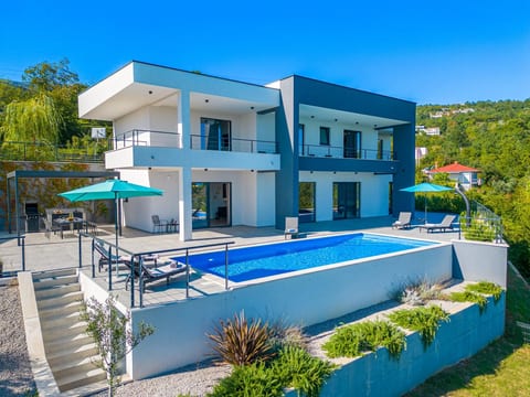 Schönes Ferienhaus Villa Ziganto