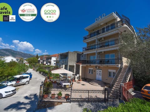 Studio-Apartment mit Balkon