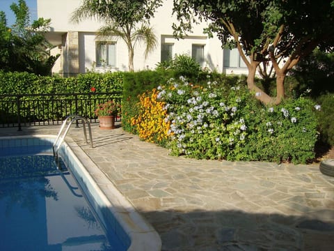 Kissonerga Apartment