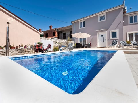 Neues Ferienhaus Nina in der Nähe von Rovinj