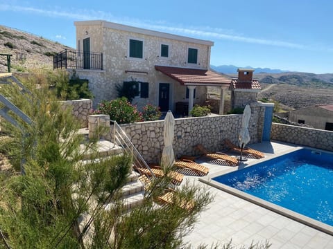 Villa Dražica mit beheiztem Pool - ruhige Lage