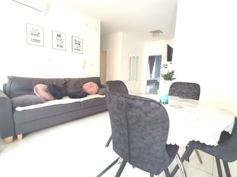 Wohnung mit Terrasse