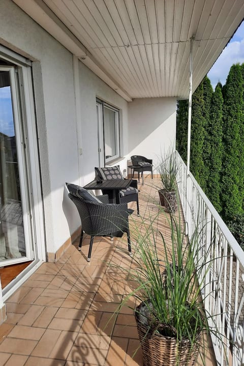 Idyll mit Loggia und Garten