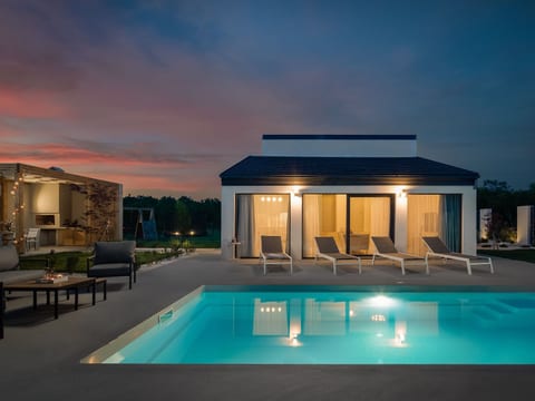 Villa Lu in Oklaj