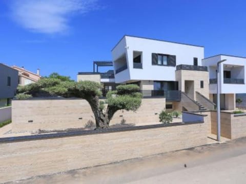 Villa Petra mit beheiztem Pool und Sauna
