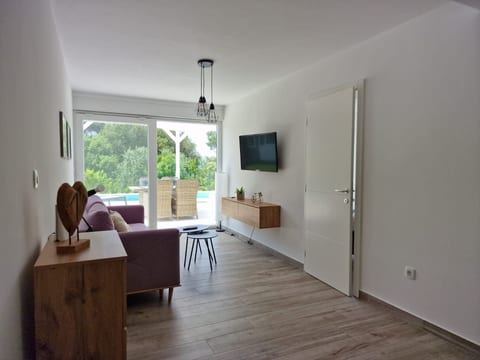 Großes Ferienhaus zur alleinigen Nutzung mit Pool