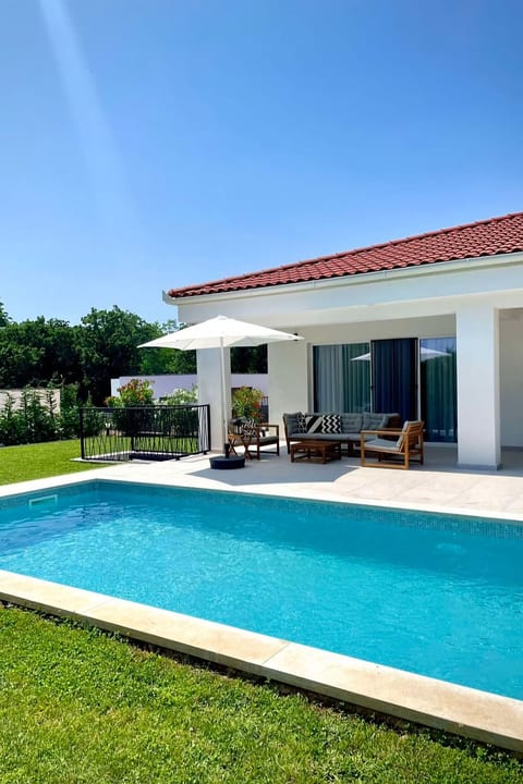 Villa Destiny