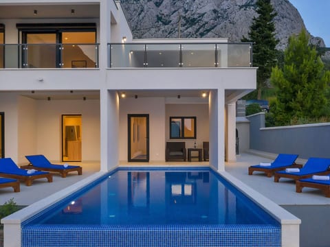 Villa "E"