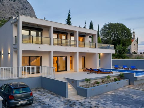 Villa "E"