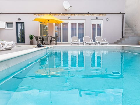 Haus Quadro