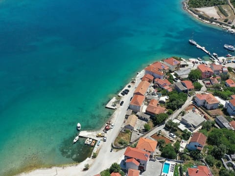 Steinvilla am Strand Nina - EOS CROATIA