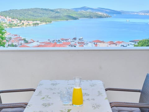 Wohnung Meri 2 in Okrug Gornji