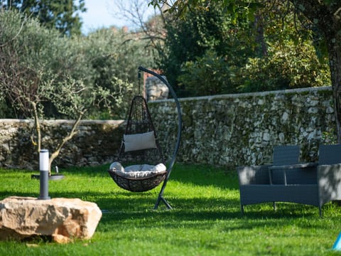 Villa "Francesca" mit Garten, Grill und Pool