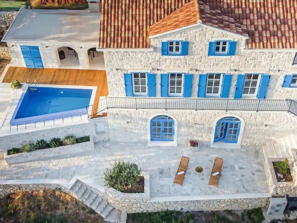 Incredibly beautiful Stone House Villa Lota - Bast