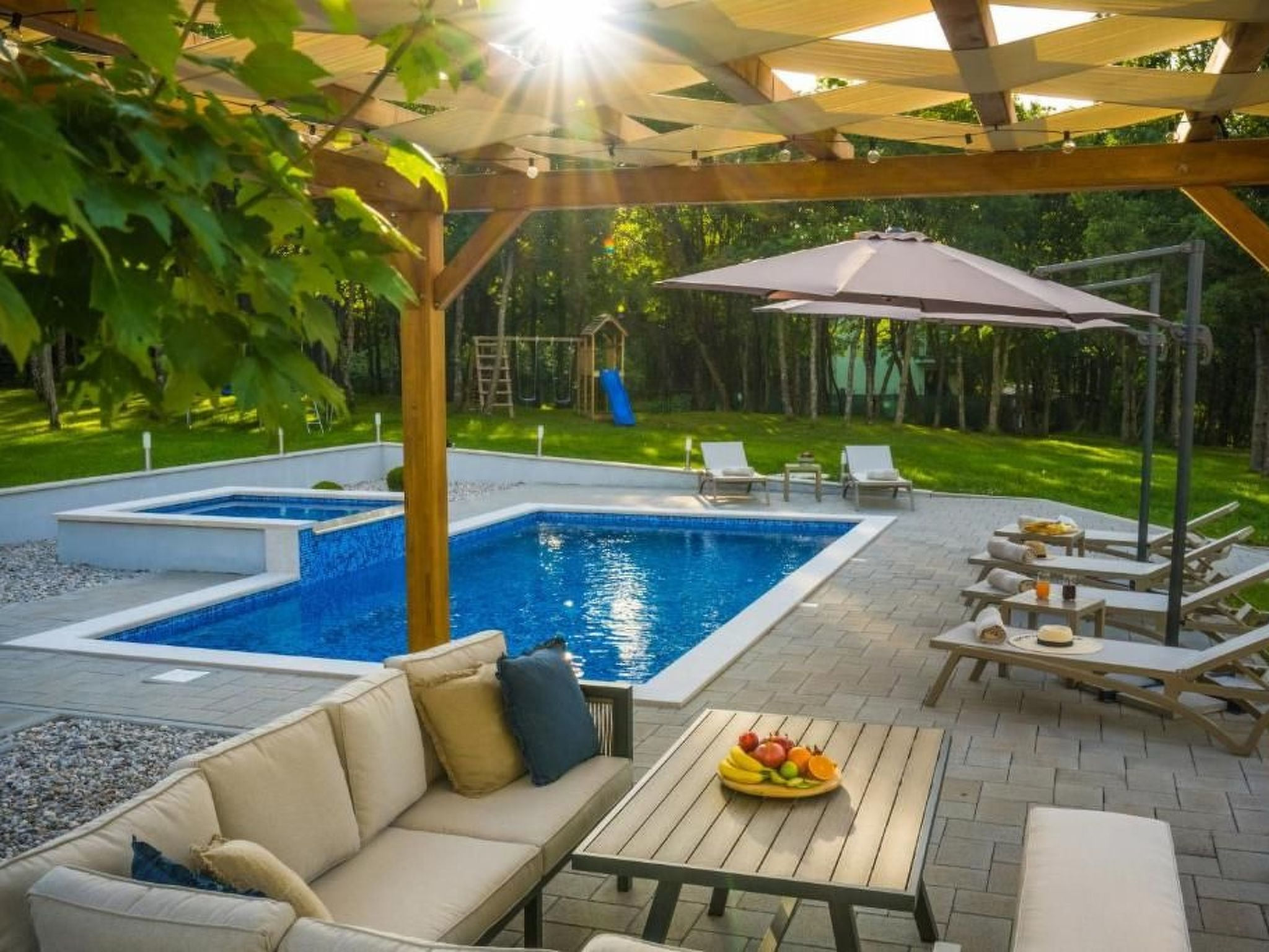 "Alte Eiche" mit Pool, Grill, Terrasse