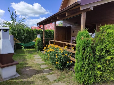 Gartenhaus mit Kamin