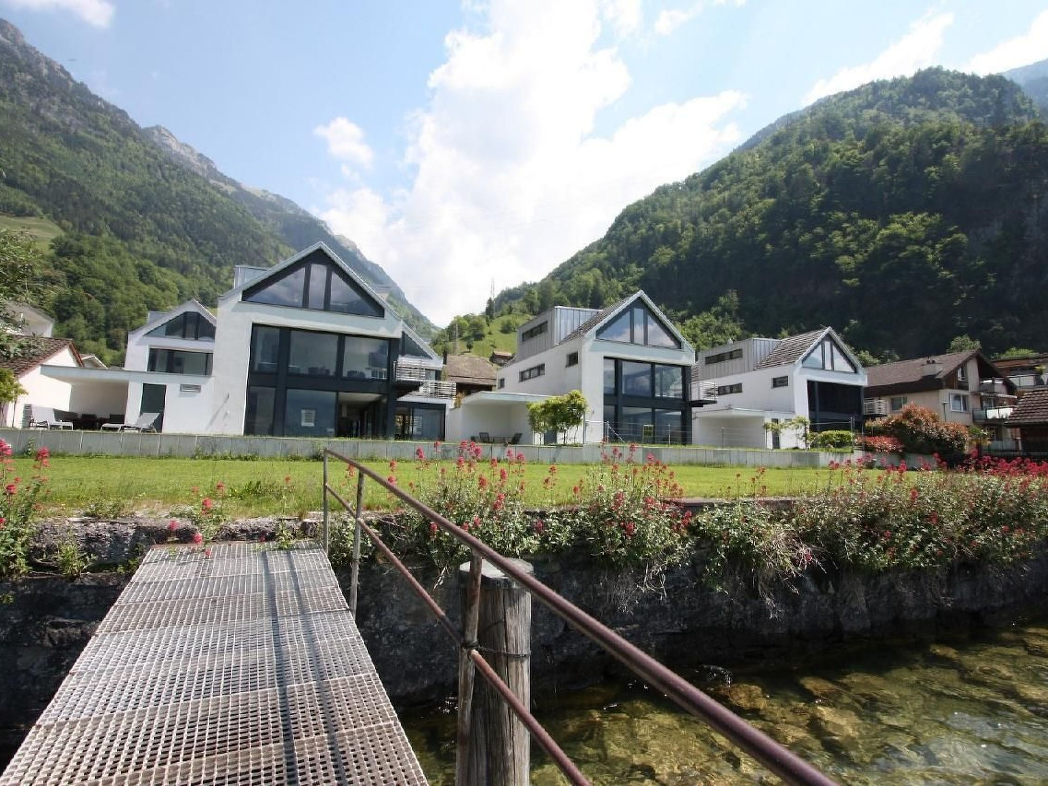 Villa am See 1 / Beach House