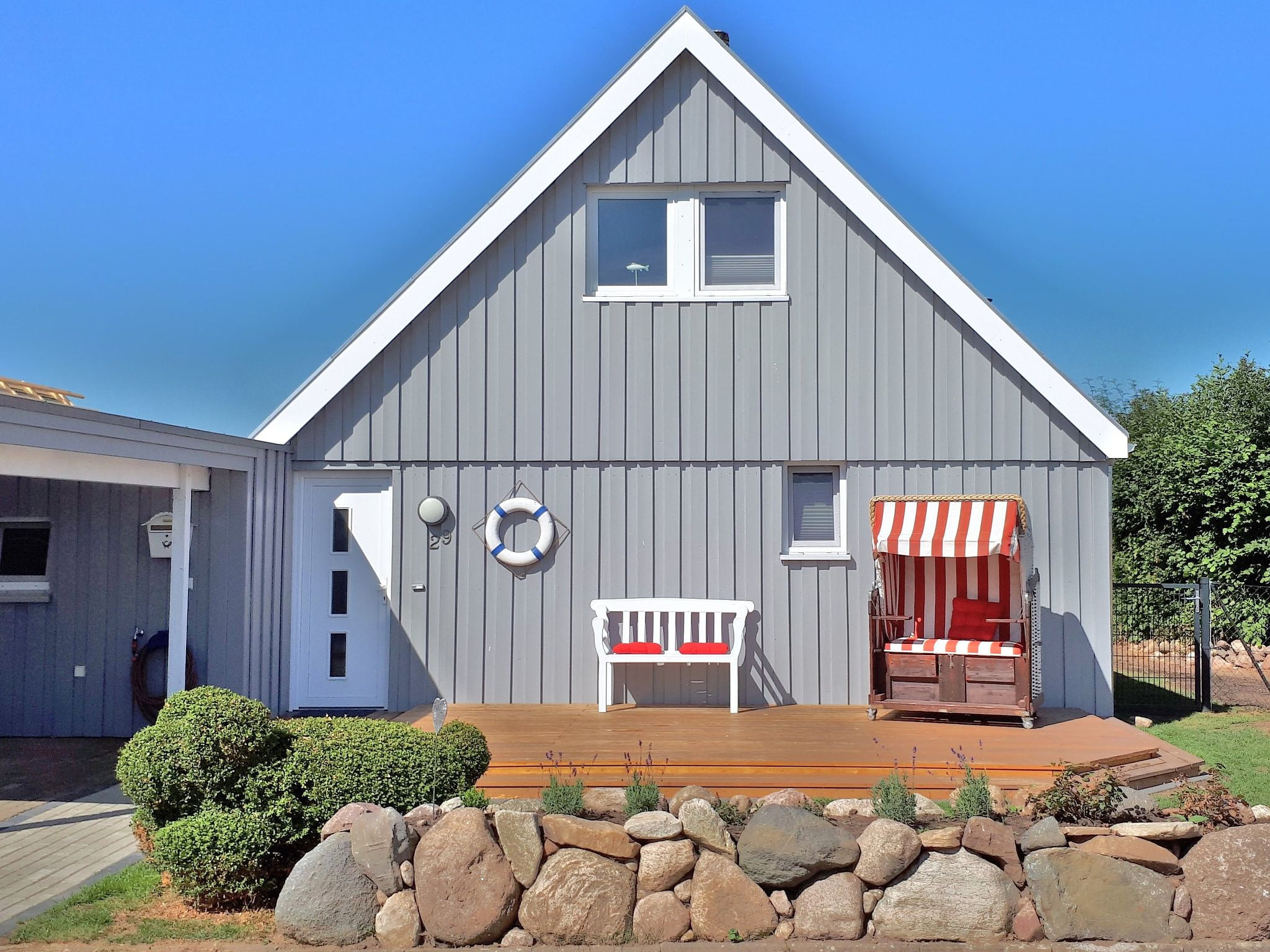 mit Grill und Garten in Neukirchen