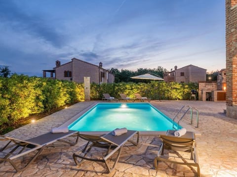 "Paradis 6" mit Whirlpool