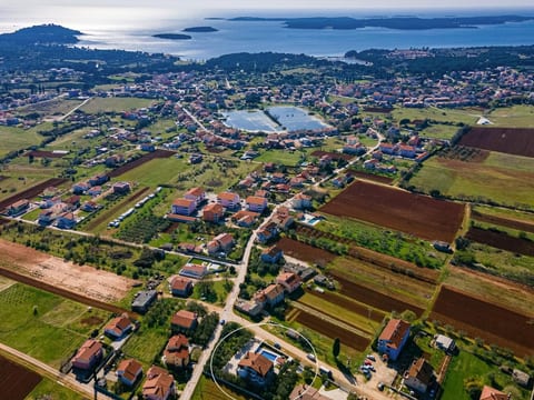 Ferienvilla "Villa Berg" mit privatem Pool