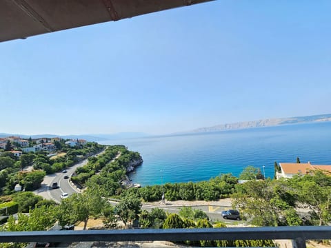 Wohnung mit Balkon, 150 m vom Strand entfernt