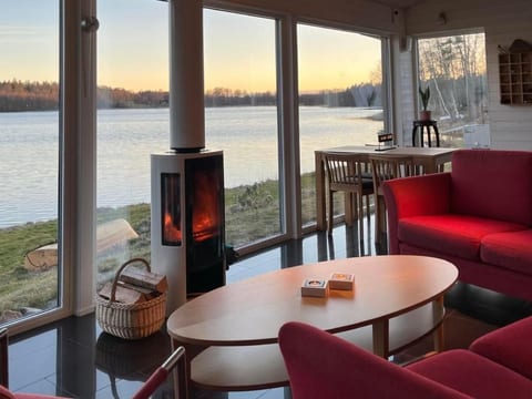 Villa "Vitasjö" mit Seeblickill,Boot, Terasse Grill und Garten