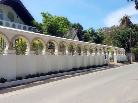 Angenehmes Ferienhaus in Chalong mit privatem Pool