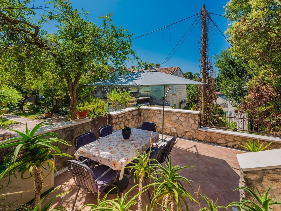 Geräumige Ferienwohnung mit eigener Terrasse - Dubrovnik