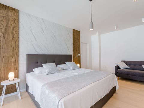 Wunderschönes Ferienhaus in Sutivan mit Privatem Pool