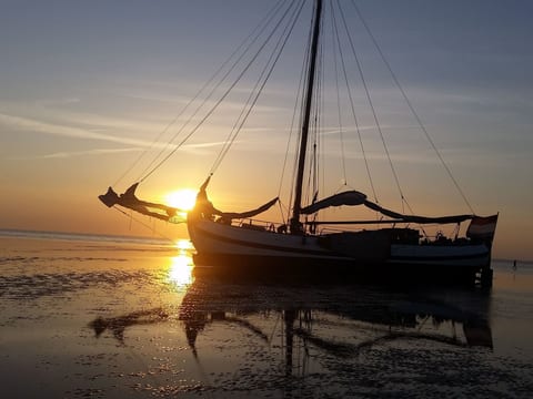 Hotelschiff Tjalkjacht Pelikaan