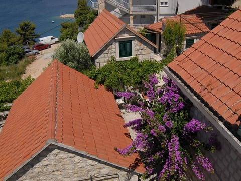Große Ferienwohnung in Omiš mit Privatem Balkon