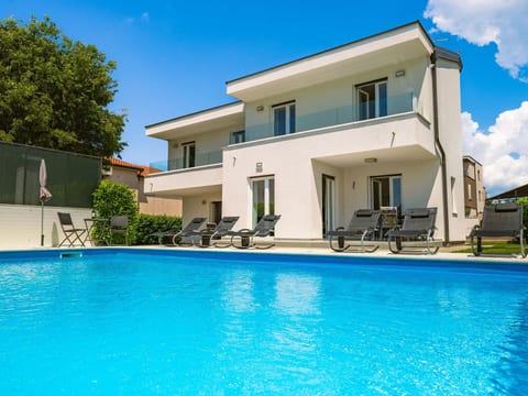 Villa Tonka