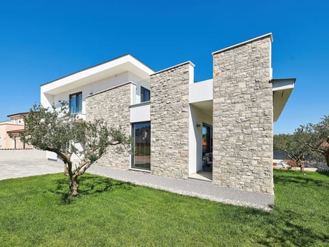 Villa Dolcea - Elegant und stilvoll mit Pool