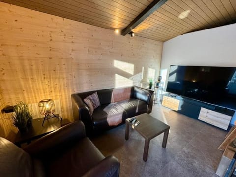 Brunni-Alpthal direkt an den Mythen-Bergen