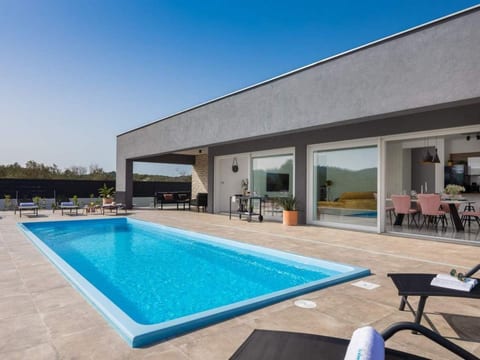Villa Millenium
