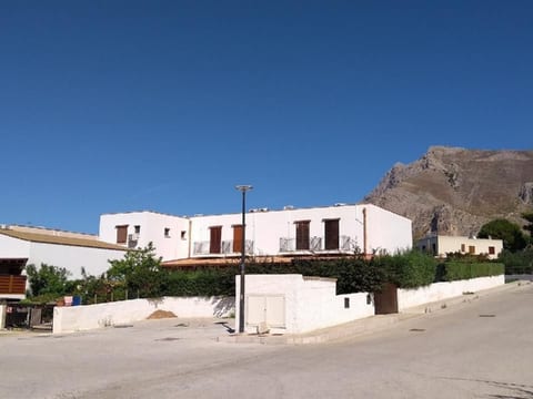 Mandarino Makari Ferienhaus 500 m vom Meer